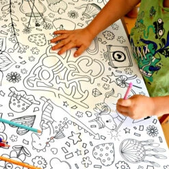 Ausmal-Tischdecke „Fantasiewelt“