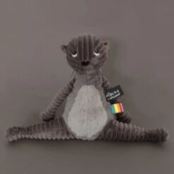 Grauer Otter „Ptipotos“ -Kinderspielzeug LesPtipotosPlushOtterGrey2