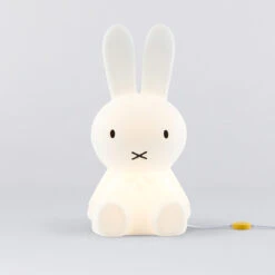 Mr. Maria LED-Lampe „Miffy“ (Star Light) 20 Mr. Maria LED-Lampe „Miffy“ (Star Light) -Kinderspielzeug Miffy StarLight Front ON