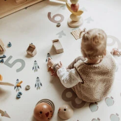 2-in-1 EEVAA-Spielmatte „Numbers“ Von Play&Go -Kinderspielzeug Play Go Numbers IMG 6093annebergenfotografie
