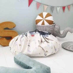 „Animal Alphabet“ Toy Storage Bag (2 In 1 Spielmatte) -Kinderspielzeug animal alphabet lifestyle5