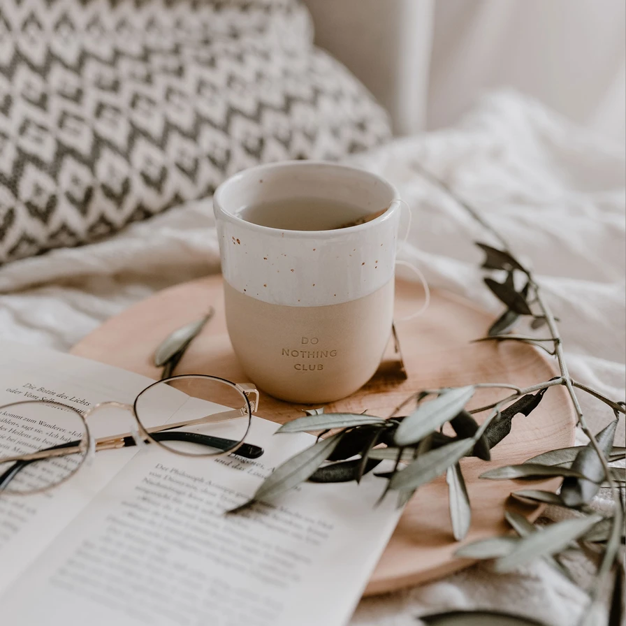 Steingut-Becher „Do Nothing Club“ 4 Steingut-Becher „Do Nothing Club“ – Bild 2