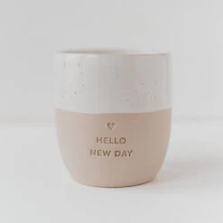 Steingut-Becher „Hello New Day“ -Kinderspielzeug hellonewday3