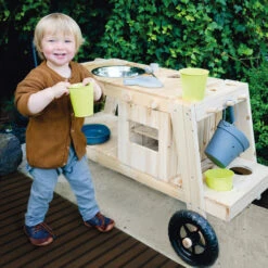 Small Foot Matschküche Aus Holz 11 Small Foot Matschküche Aus Holz -Kinderspielzeug matschkueche5