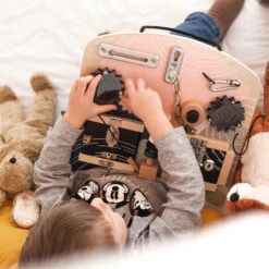 Small Foot Motorikbrett „Schlösser Und Rotation“