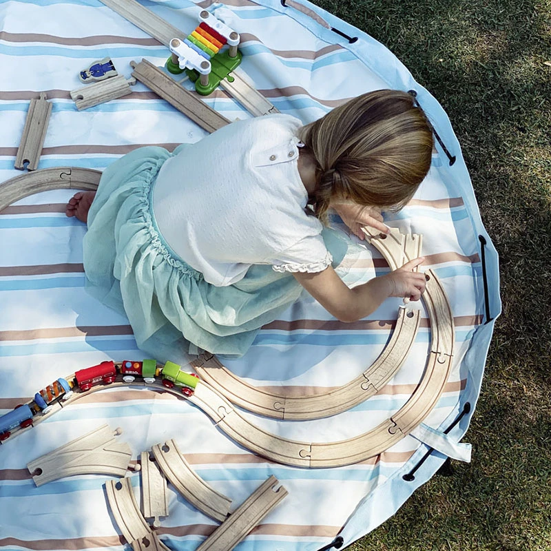 „Stripes“ Outdoor Toy Storage Bag (2 In 1 Spielmatte) 3 „Stripes“ Outdoor Toy Storage Bag (2 In 1 Spielmatte)