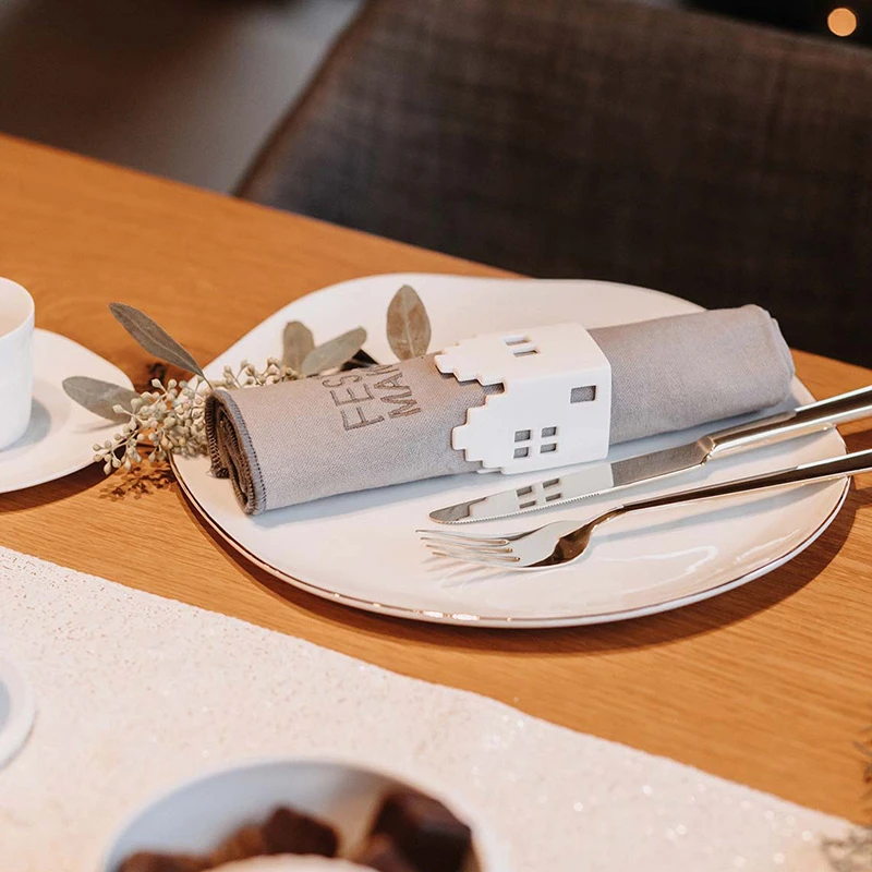 Stoff-Servietten „Festmahl“ (2er-Set) 3 Stoff-Servietten „Festmahl“ (2er-Set)