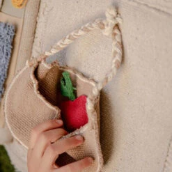 Textilbuch „Coole Kids Essen Gesund“ 12 Textilbuch „Coole Kids Essen Gesund“ -Kinderspielzeug textile book cool kids eat healthy lorenacanals 8