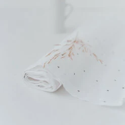 Tischläufer „Herzen“ Aus Leinen -Kinderspielzeug tischlaeufer1