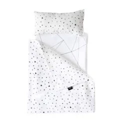 Bettwäsche Für Kinderwagen Von Ooh Noo („Tiny Triangle“)